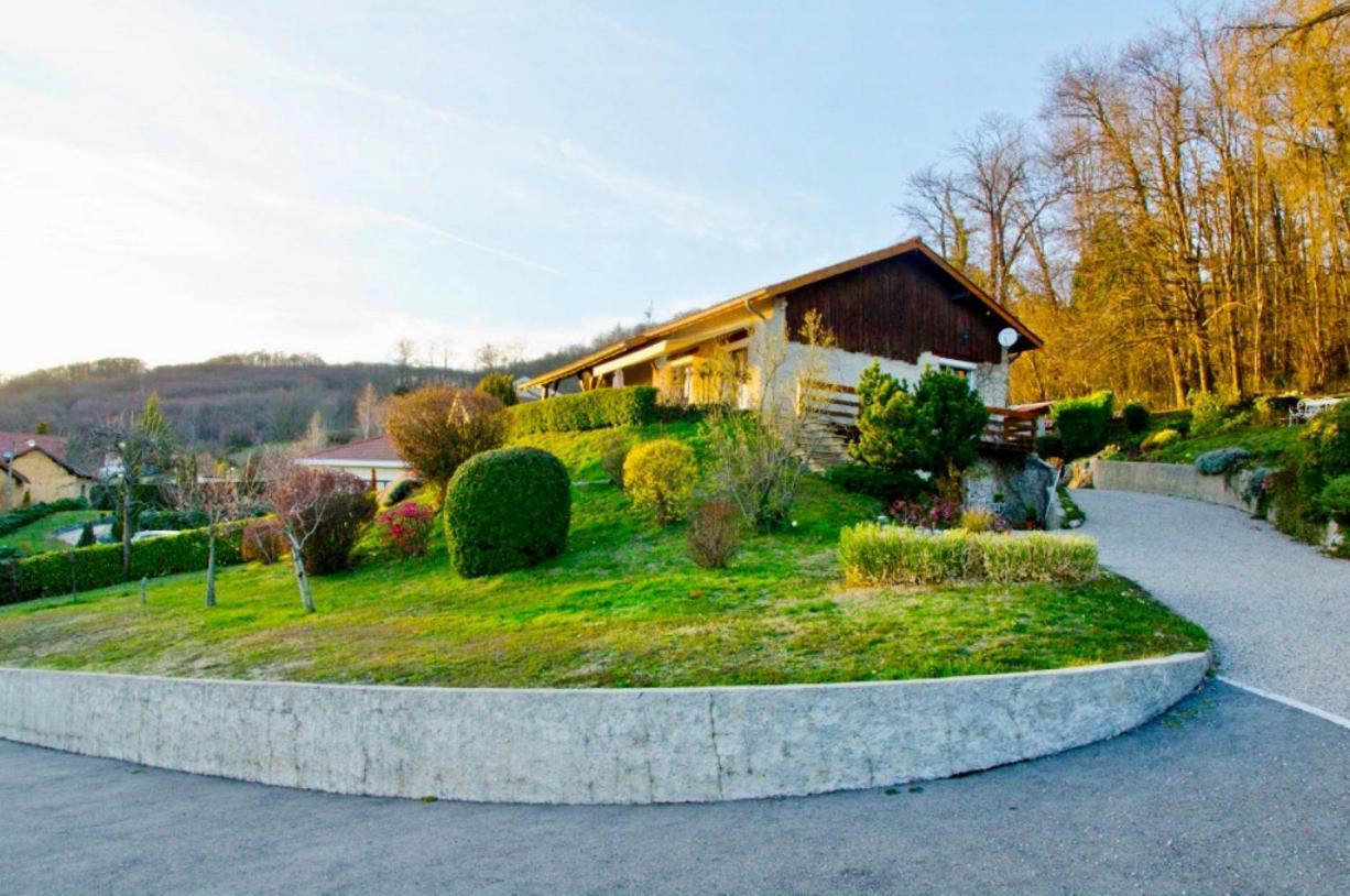 Le Mas Dauphinois Le Grand-Lemps Exteriör bild